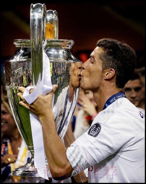 阿莱格里与皇马有过会面 他在等待皇马决定